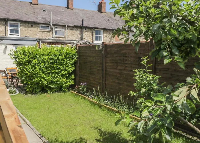 Cloverleaf Semesterbostad *